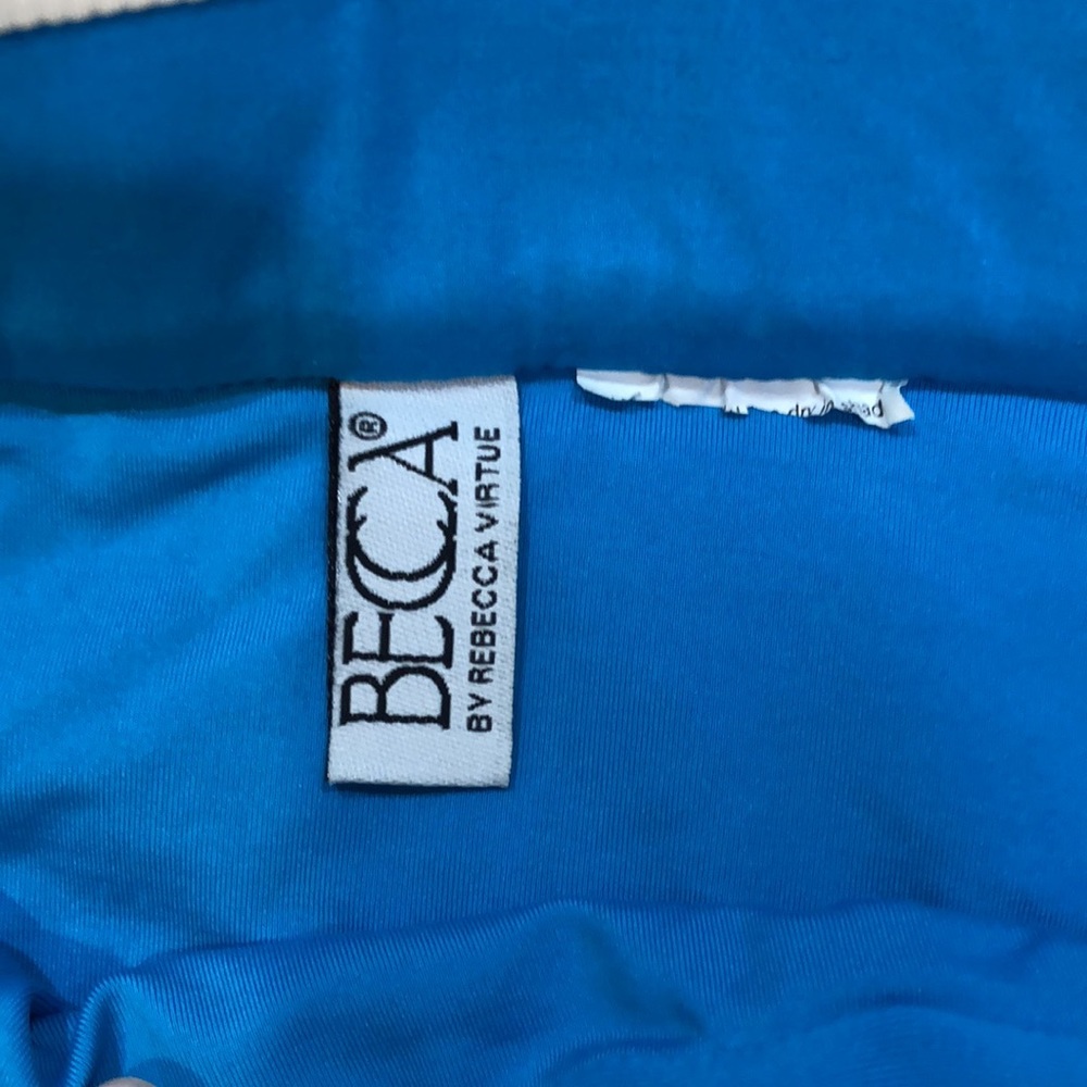 Becca flower bikini top and bottom - Picture 5 of 12